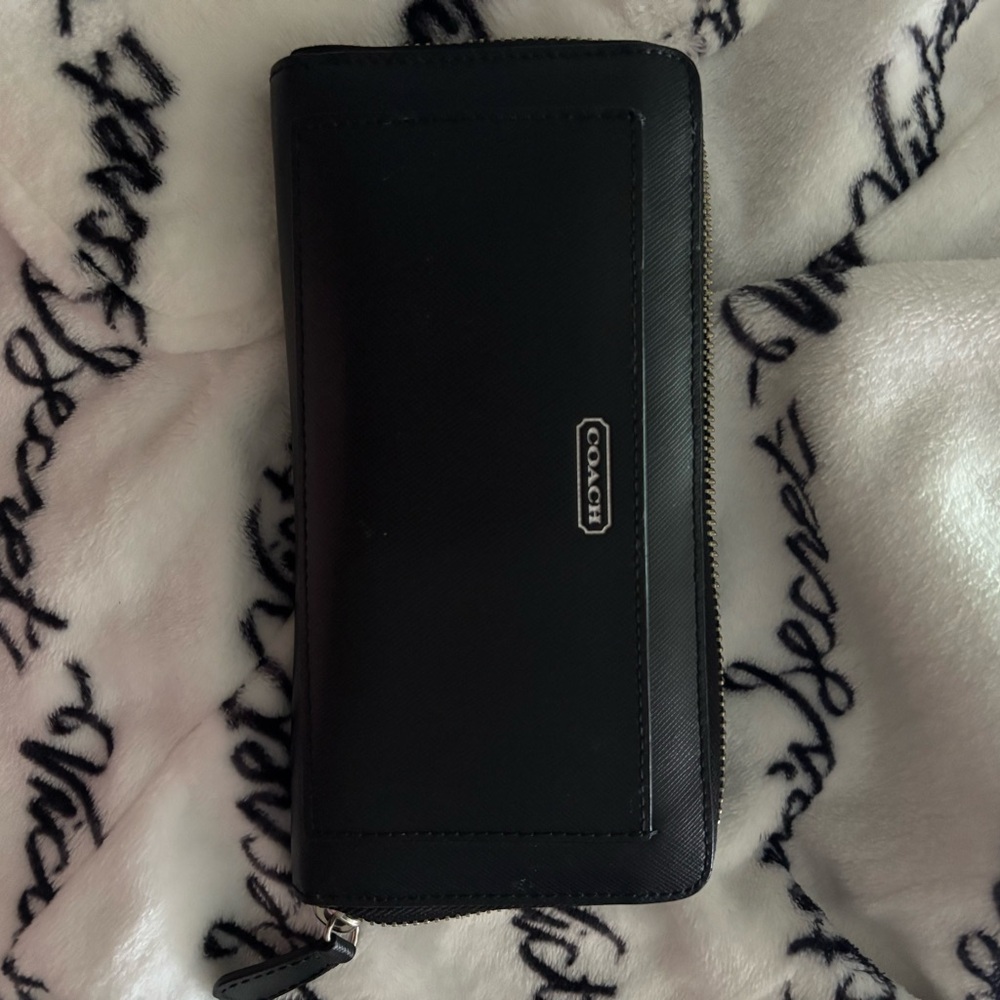 Coach Elegant Black Wallet